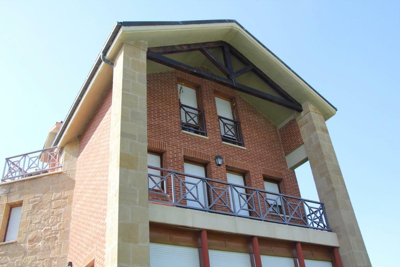 Preciosa Casa Independiente Con Piscina Cubierta Y Gran Jardin Privados Haro Luaran gambar