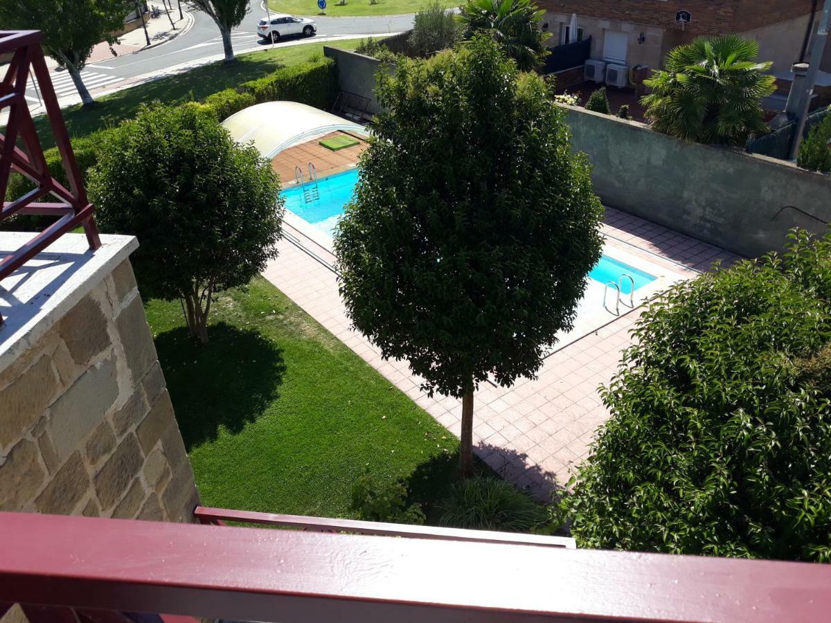 Preciosa Casa Independiente Con Piscina Cubierta Y Gran Jardin Privados Haro Luaran gambar