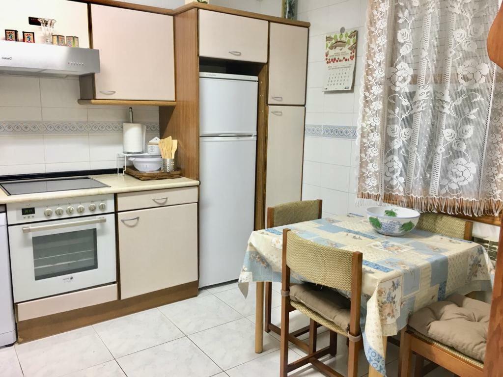 Preciosa Casa Independiente Con Piscina Cubierta Y Gran Jardin Privados Haro Luaran gambar